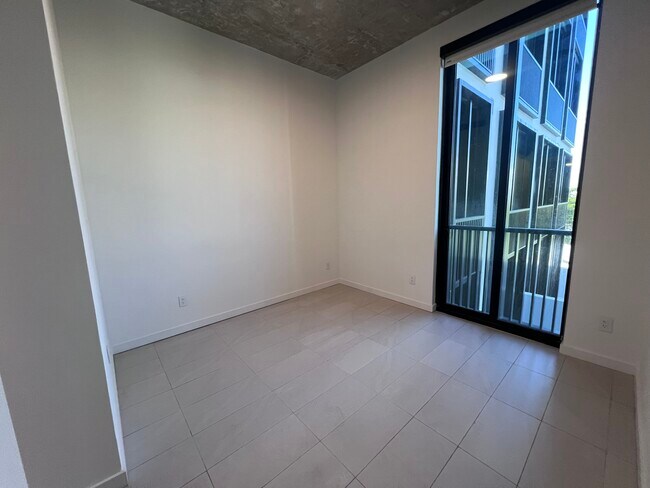 145 NW 31st St unit B2, Miami, FL 33127 - photo 6