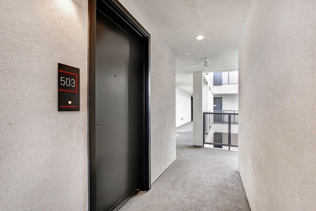 THE ROSE. at OVERLAND, Los Angeles, CA 90034 - photo 7