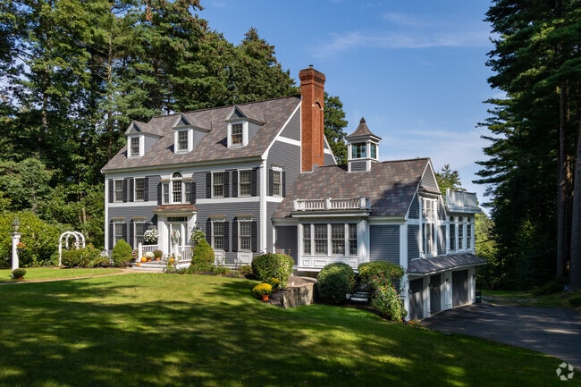 This stately home is located in the East Broadway neighborhood.