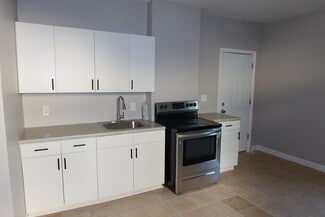 16 Benton St, Hartford, CT 06114