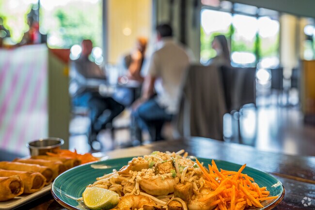 Pad Thai Bistro serves the best shrimp Pad Thai in Countryside.