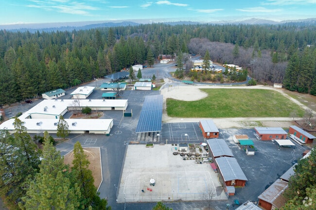 Georgetown Elementary is a public school located in Georgetown, California.