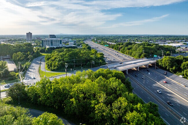 North Potomac offer wide open spaces with all the big city amenities close by.