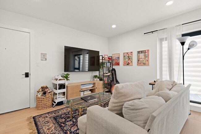 11-A Parker Hill Ave unit 11, Boston, MA 02120 - photo 3