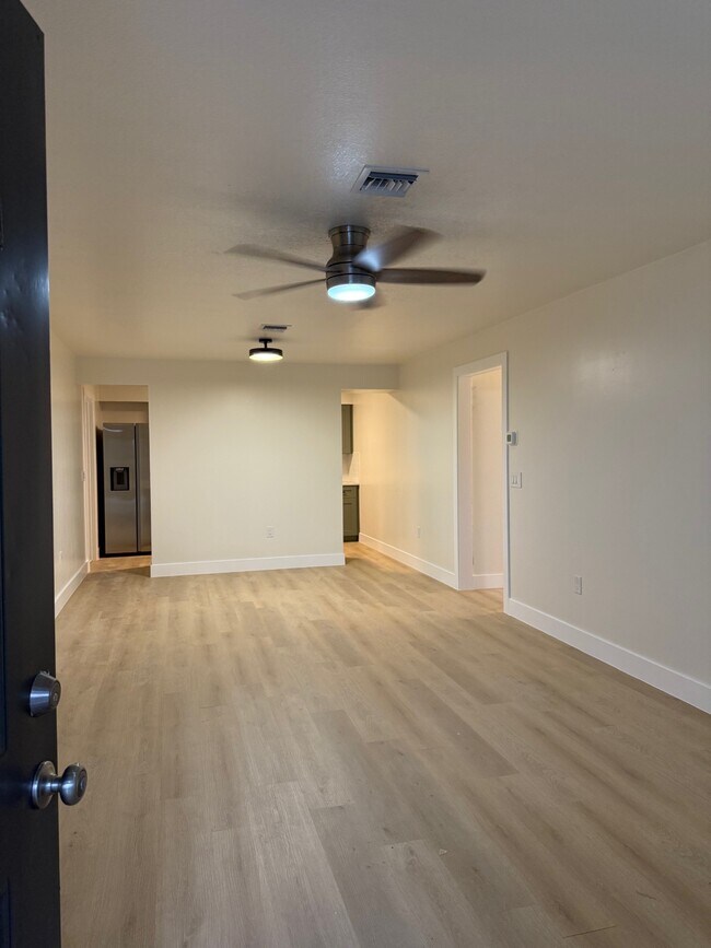 1925 Forked Creek Dr, Englewood, FL 34223 - photo 4