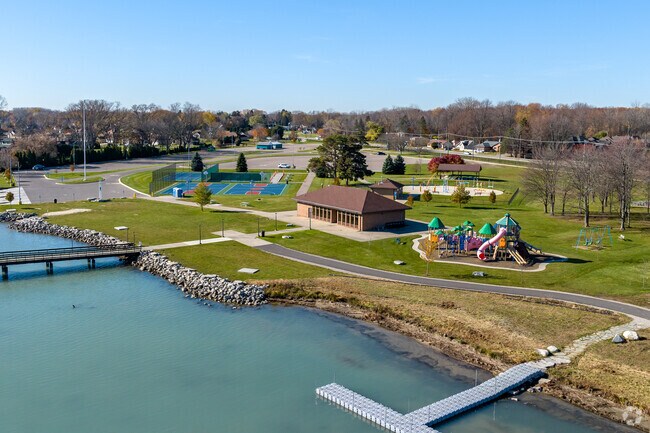 Spend the day fishing or boating at Brandenburg Park.