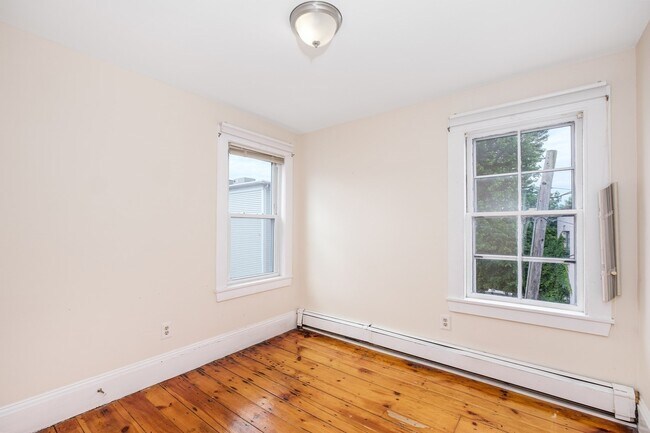 14 Kilby St unit 2, Somerville, MA 02143 - photo 5
