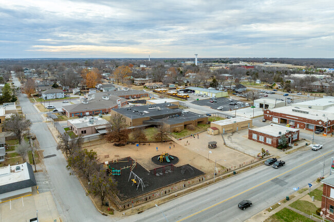 Edison Elementary offers Bristow a dynamic learning environment.