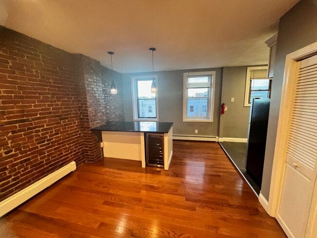 343 Sumner St, Boston, MA 02128 - photo 3