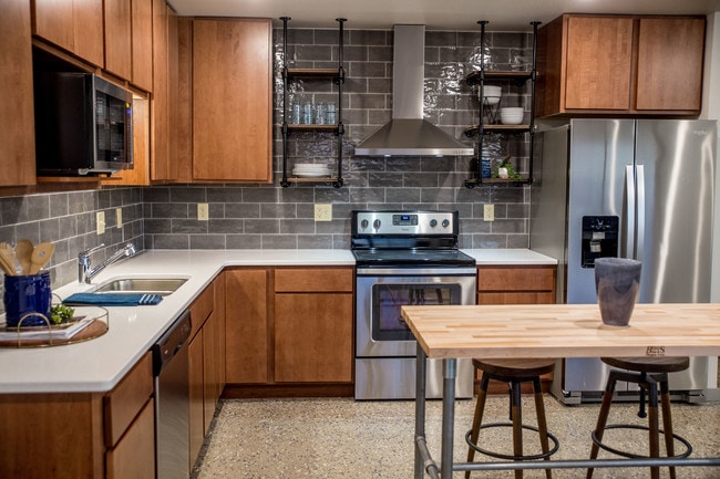 Sheyenne Plaza, West Fargo, ND 58078 - photo 3