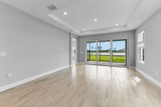 7791 Waning Moon Way, Sarasota, FL 34241