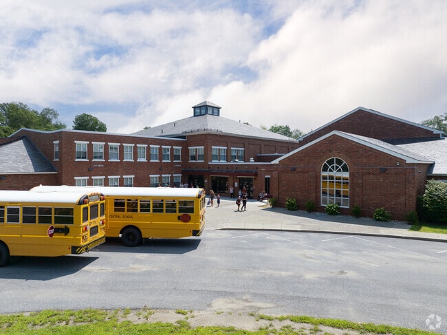 Stillwater Elementary School serving K-5 in Stillwater, NY.