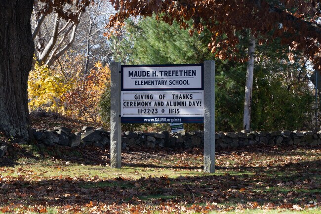 Maude H. Trefethen School is a public school located in New Castle, NH.