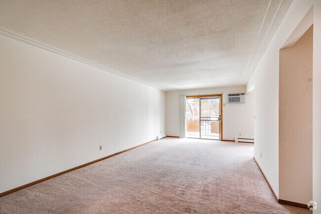 Highcrest Manor Apartments, Saint Anthony, MN 55421 - photo 7