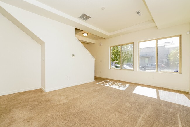 20009 Elgin Dr, Denver, CO 80249 - photo 2