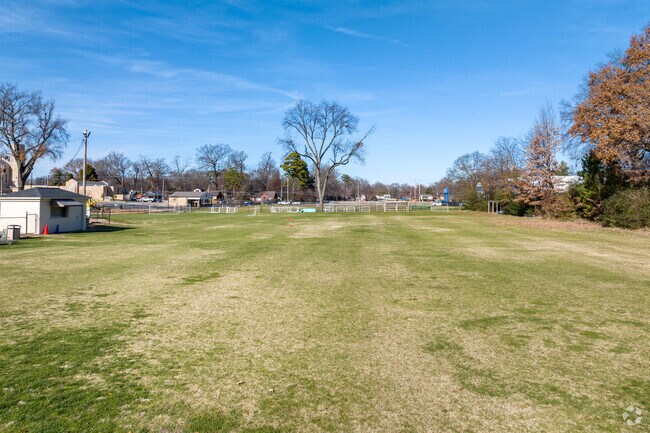 There is plenty of green space for students to enjoy at Compass Berclair in Memphis.