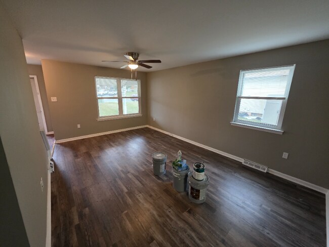 270 Beth Ann Dr, Harleysville, PA 19438 - photo 4