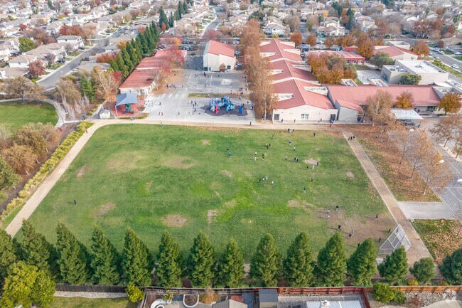 Heron School has great academic and athletic opportunities for students.