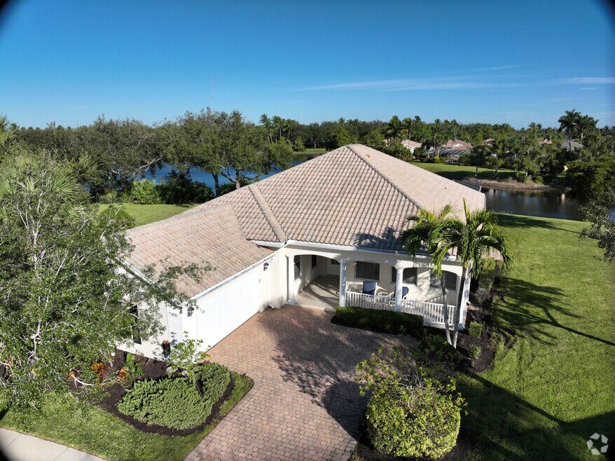 28263 Koi Way, Bonita Springs, FL 34135 - photo 2