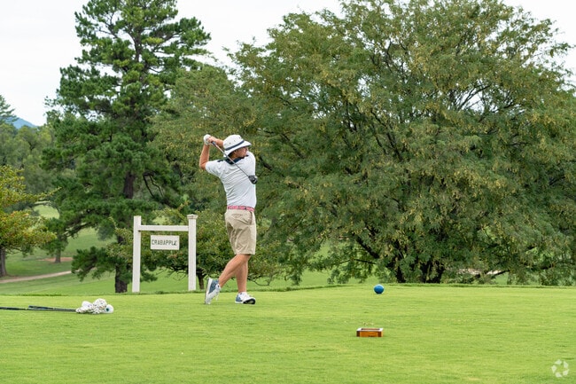 If you like golf, check out the Roanoke Country Club, which opened in 1899.