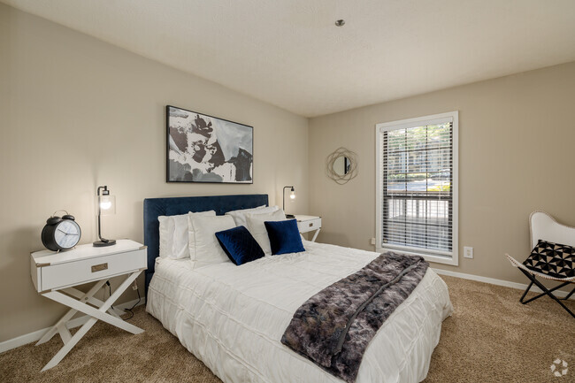 2BR, 2BA - 1,268SF - Master Bedroom