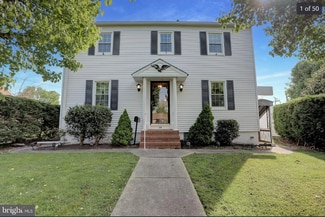 13 Harrison Ave N, Middle River, MD 21220
