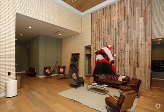 437 N Frances St, Madison, WI 53703