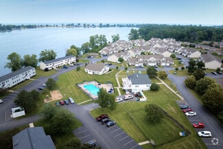 700 Pond View Heights, Rochester, NY 14612