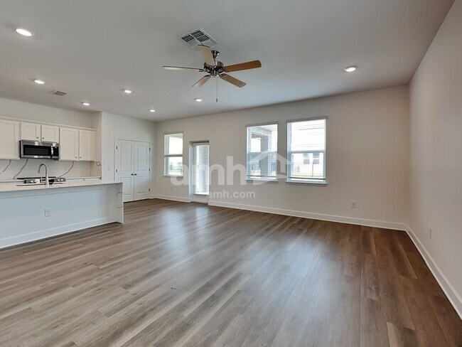 16434 Cheyanne Ct, Parrish, FL 34219 - photo 5