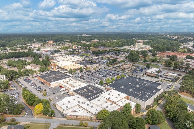 The Beechwood shopping center sits just outside of Saint George Place.