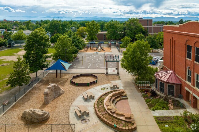 Lincoln Elementary School serves around 300 students a year.