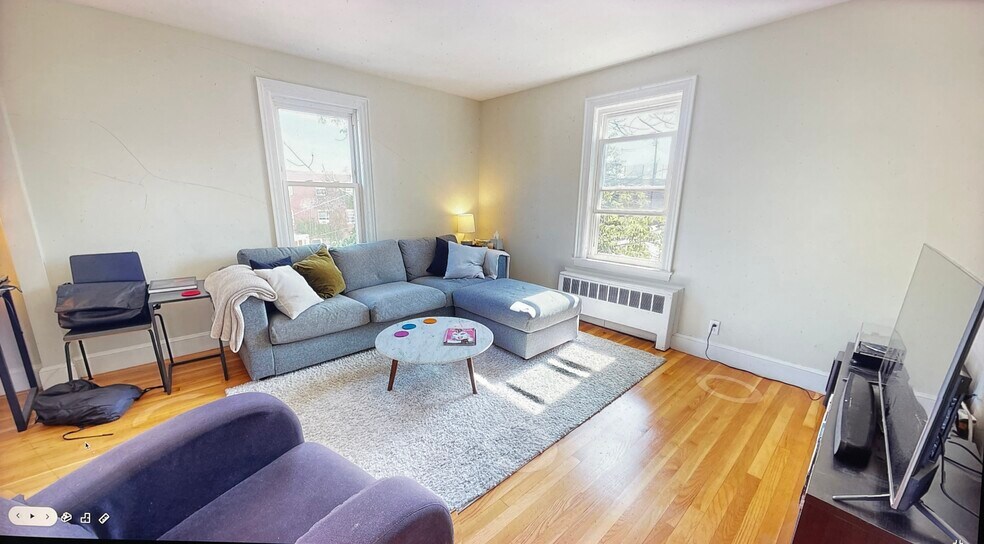 273 Washington St unit 3, Somerville, MA 02143 - photo 1