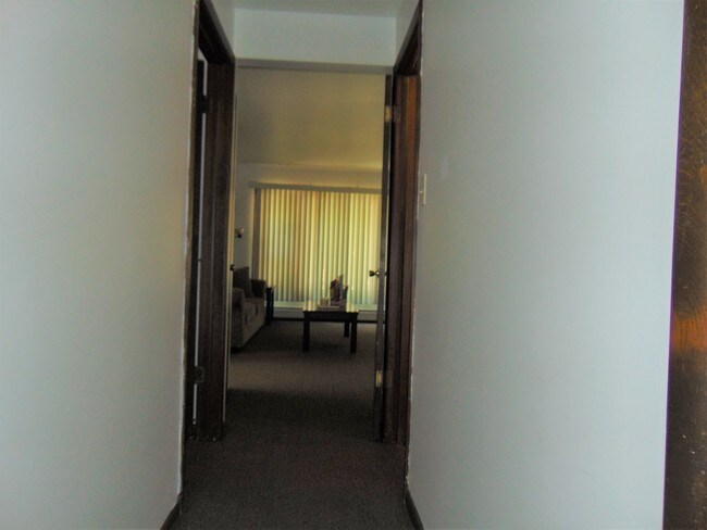 7201 S Fairfield Ave unit 2, Chicago, IL 60629 - photo 4