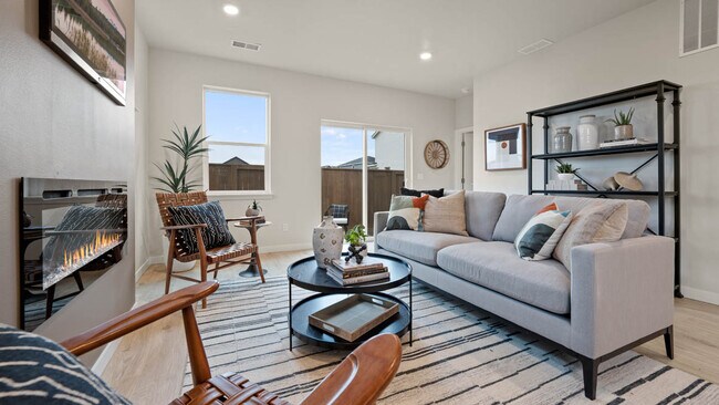 21649 SE Fuji Dr, Bend, OR 97702 - photo 5