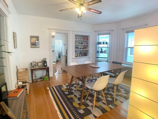 117 Rogers Ave unit 2, Somerville, MA 02144 - photo 4