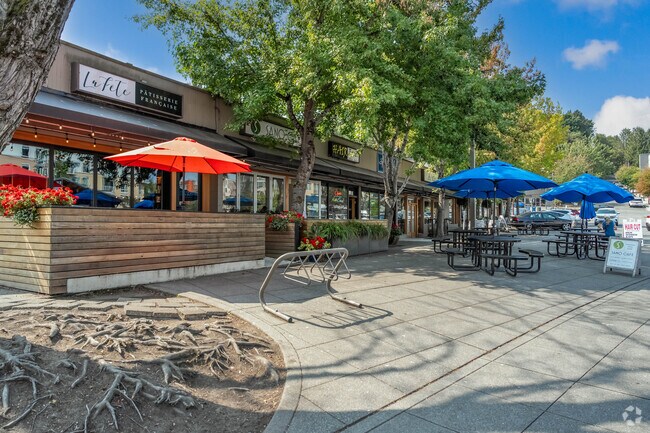 Discover great dining and shopping in Downtown Mercer Island just a short drive from Island Point.