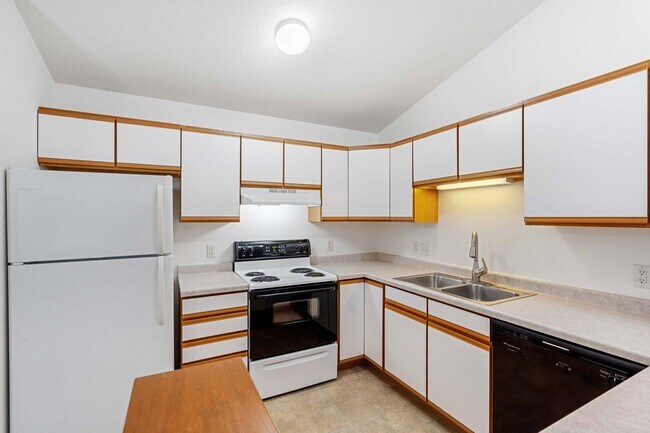 Oakridge Apartments, Mauston, WI 53948 - photo 6