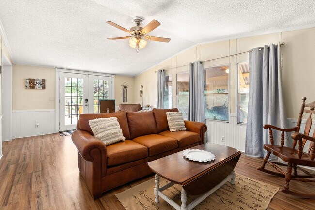 705 Firefly Dr unit ID1365728P, Canyon Lake, TX 78133 - photo 5