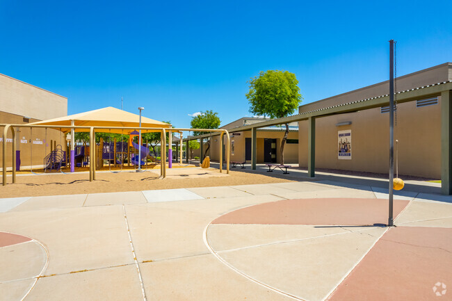 Anthem's vibrant spirit thrives outdoors at Diamond Canyon Elementary.