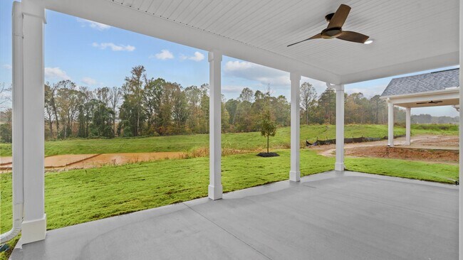 462 Amaryllis Ln, Woodruff, SC 29388 - photo 3