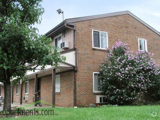 1700 E Main St, Kent, OH 44240