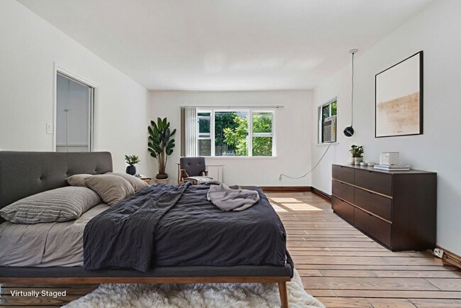 Burton Way Luxury Investments LLC - 332 La Peer, Beverly Hills, CA 90211 - photo 2