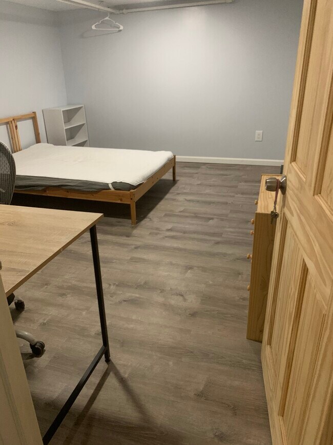 5632 Beacon St unit 1, Pittsburgh, PA 15217 - photo 7