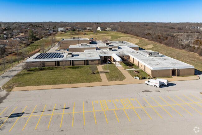 Richard Simpson Elementary School in Arnold, MO offers a nurturing learning environment.