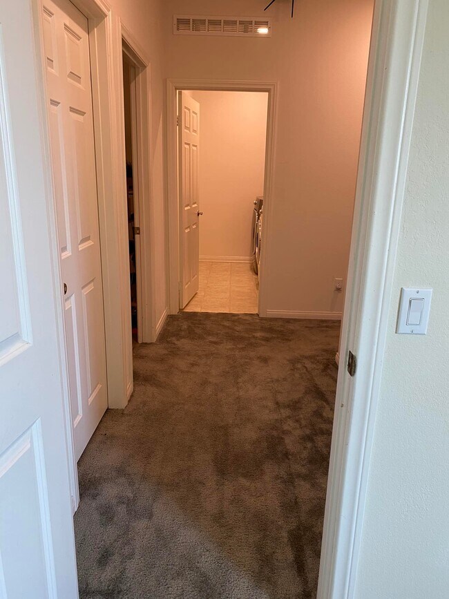 hallway to kitchennet and laundry room