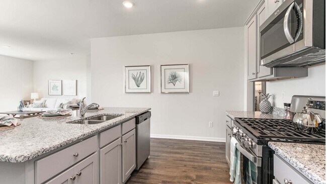 7207 Meadow Walk Loop, Loris, SC 29569 - photo 3