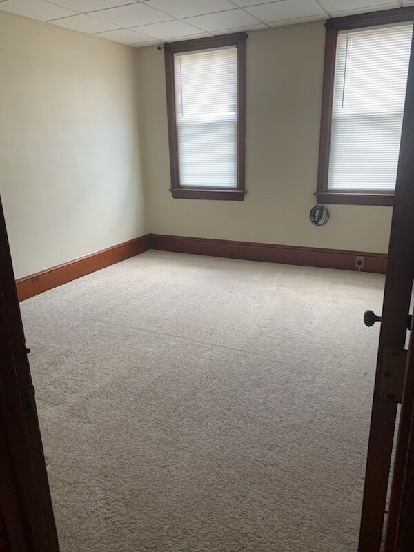 237 S Broad St unit 237 South Broad Stre, Nazareth, PA 18064 - photo 4