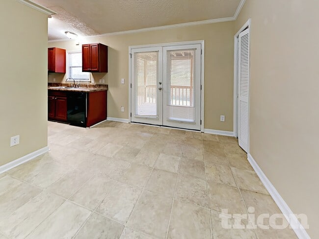 4185 Bradley Dr SW, Snellville, GA 30039 - photo 4