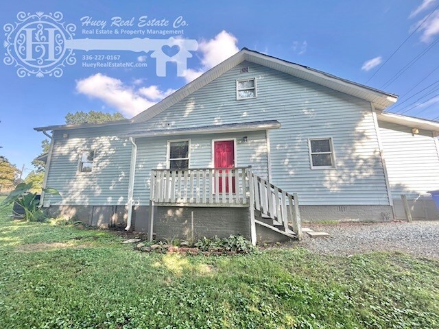 406 W Clay St unit B, Mebane, NC 27302 - photo 2