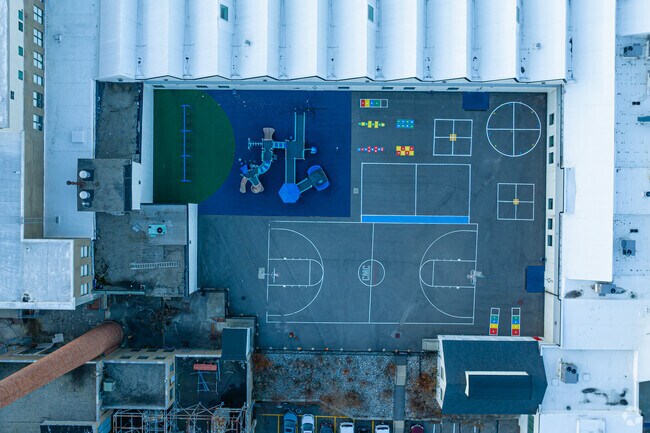 Welcome to Abby Kelley Foster Charter Public School located in Greendale Worcester.